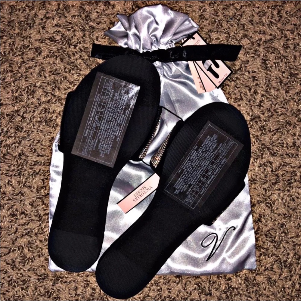 New Victorias Secret Rhinestone Slides - Picture 2 of 5